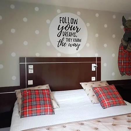 Logis Boutique Novalis Отель Крадиньян