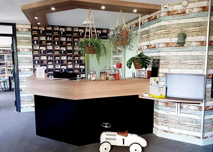 Logis Boutique Novalis 3* Gradignan